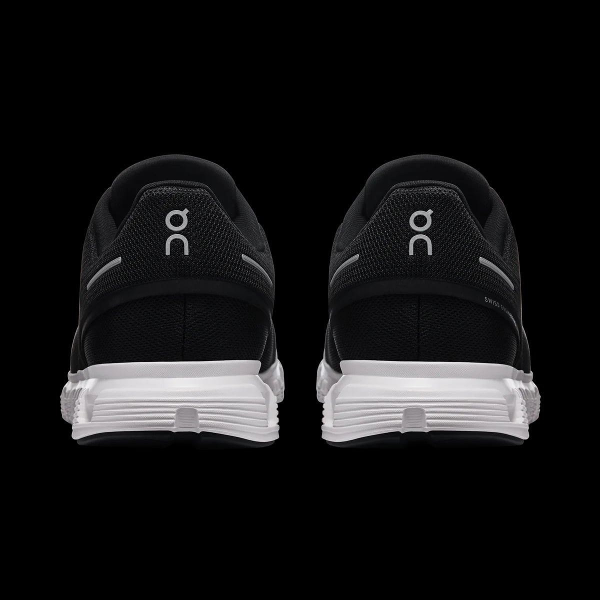 On Cloud 6 — black / white — rear view (official reference photograph)