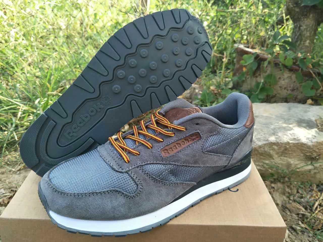 Reebok Classic Leather — Grey — supplied view