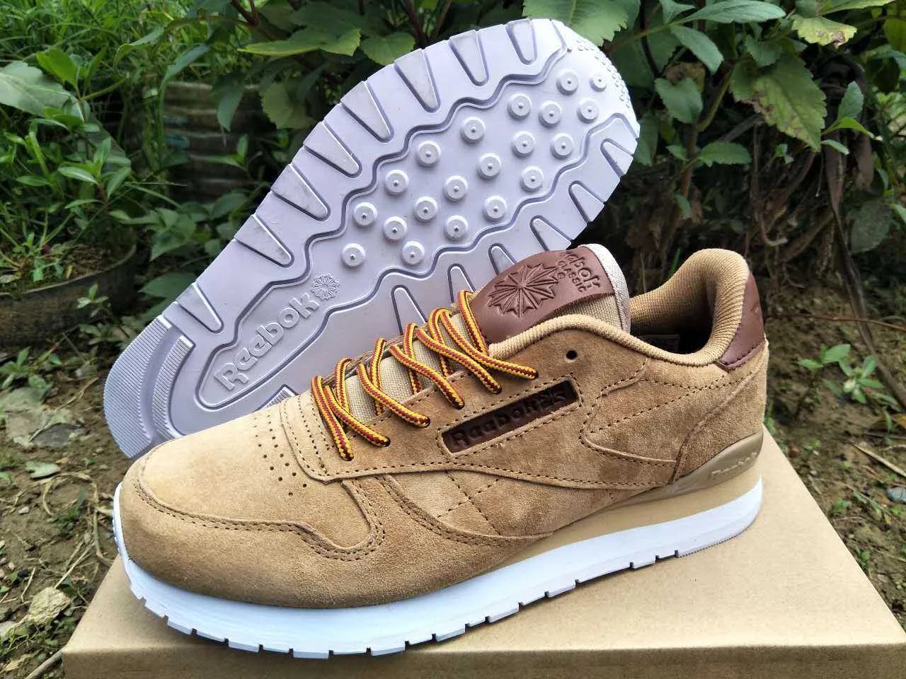 Reebok Classic Leather — Cream — supplied view