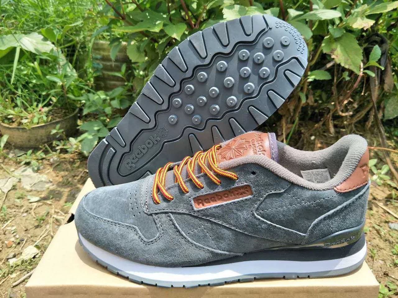 Reebok Classic Leather — Dark Grey — supplied view