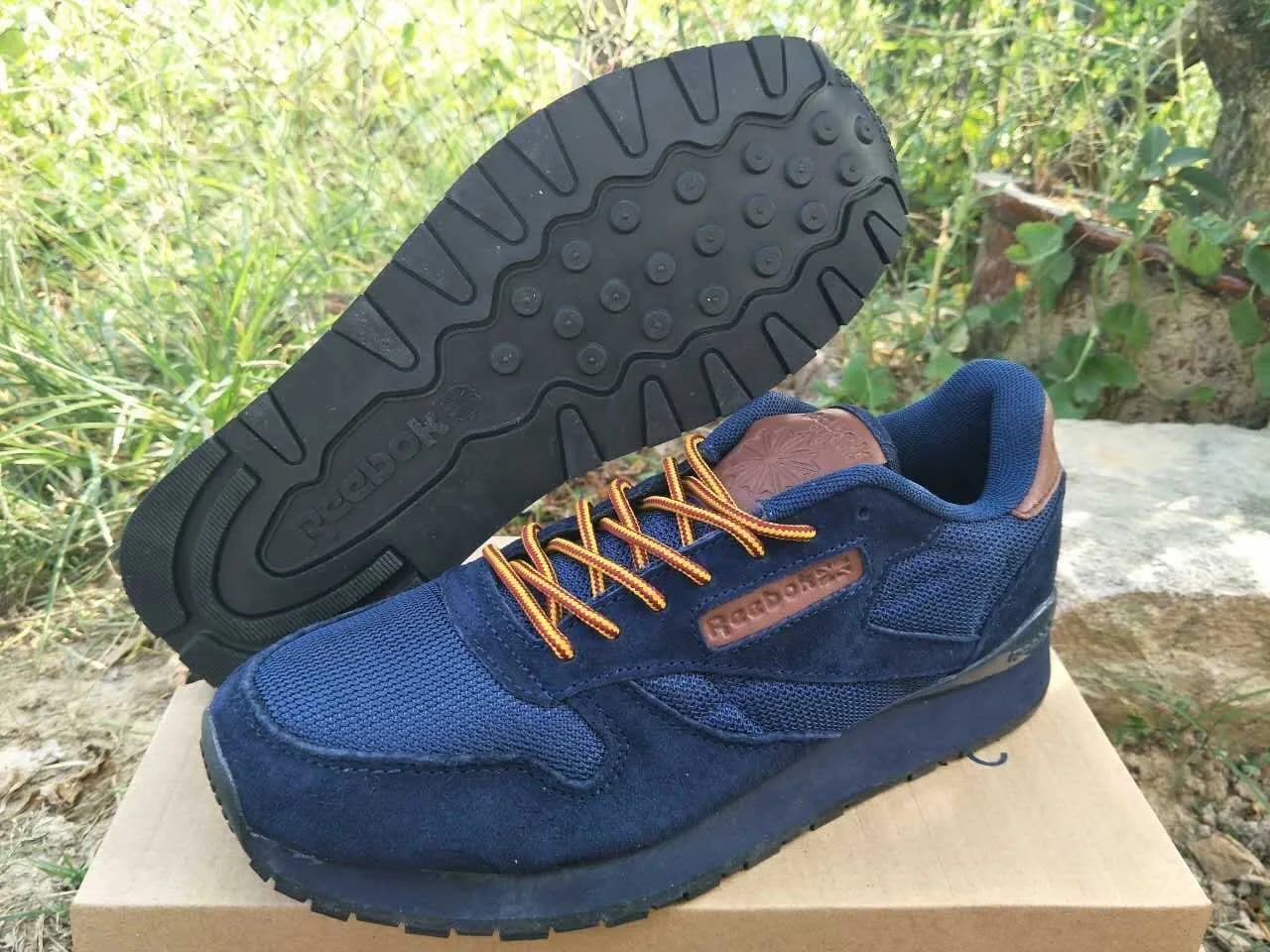 Reebok Classic Leather — Navy — supplied view