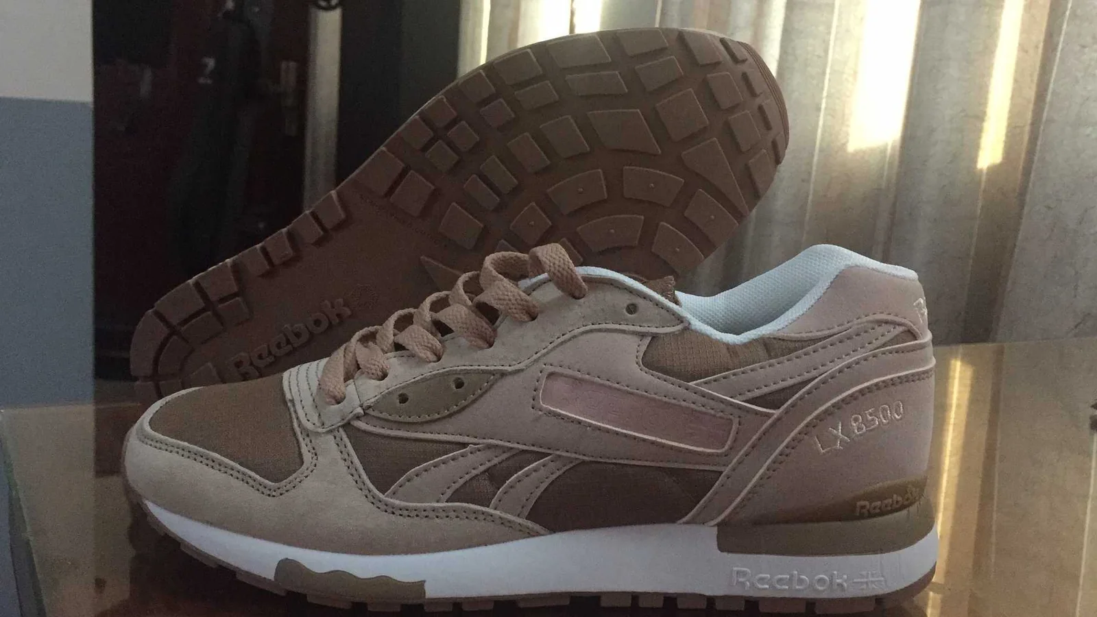Reebok LX8500 — Champagne — supplied view