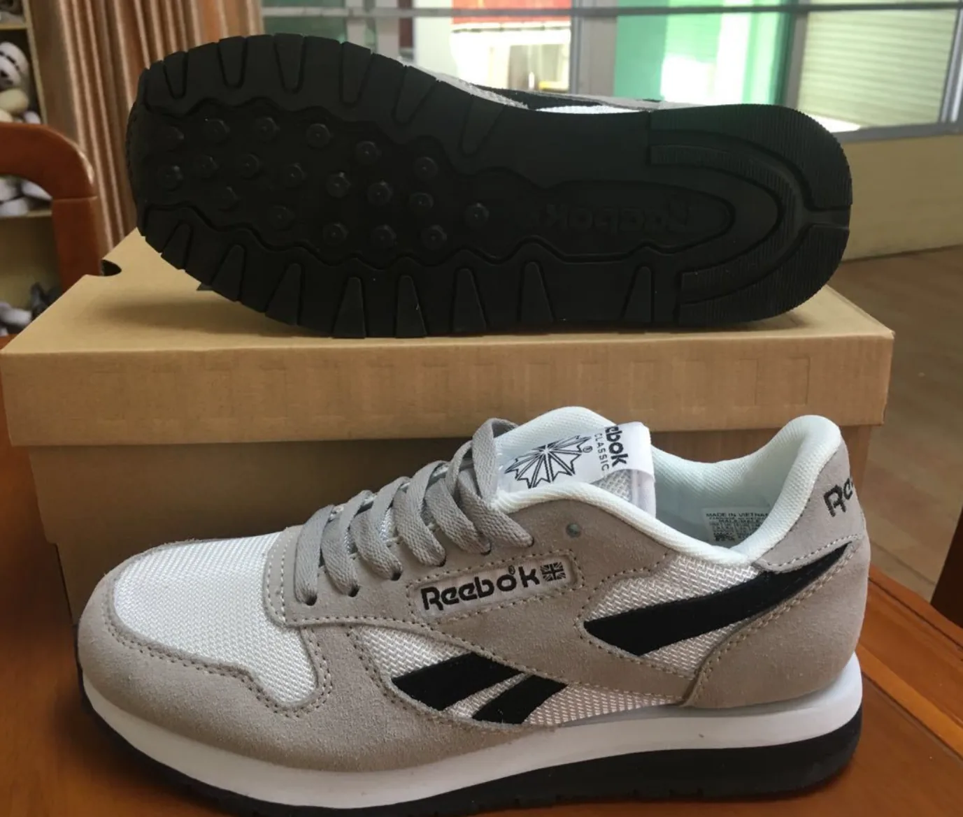 Reebok Rainbow Series Sneakers — supplied photograph 8