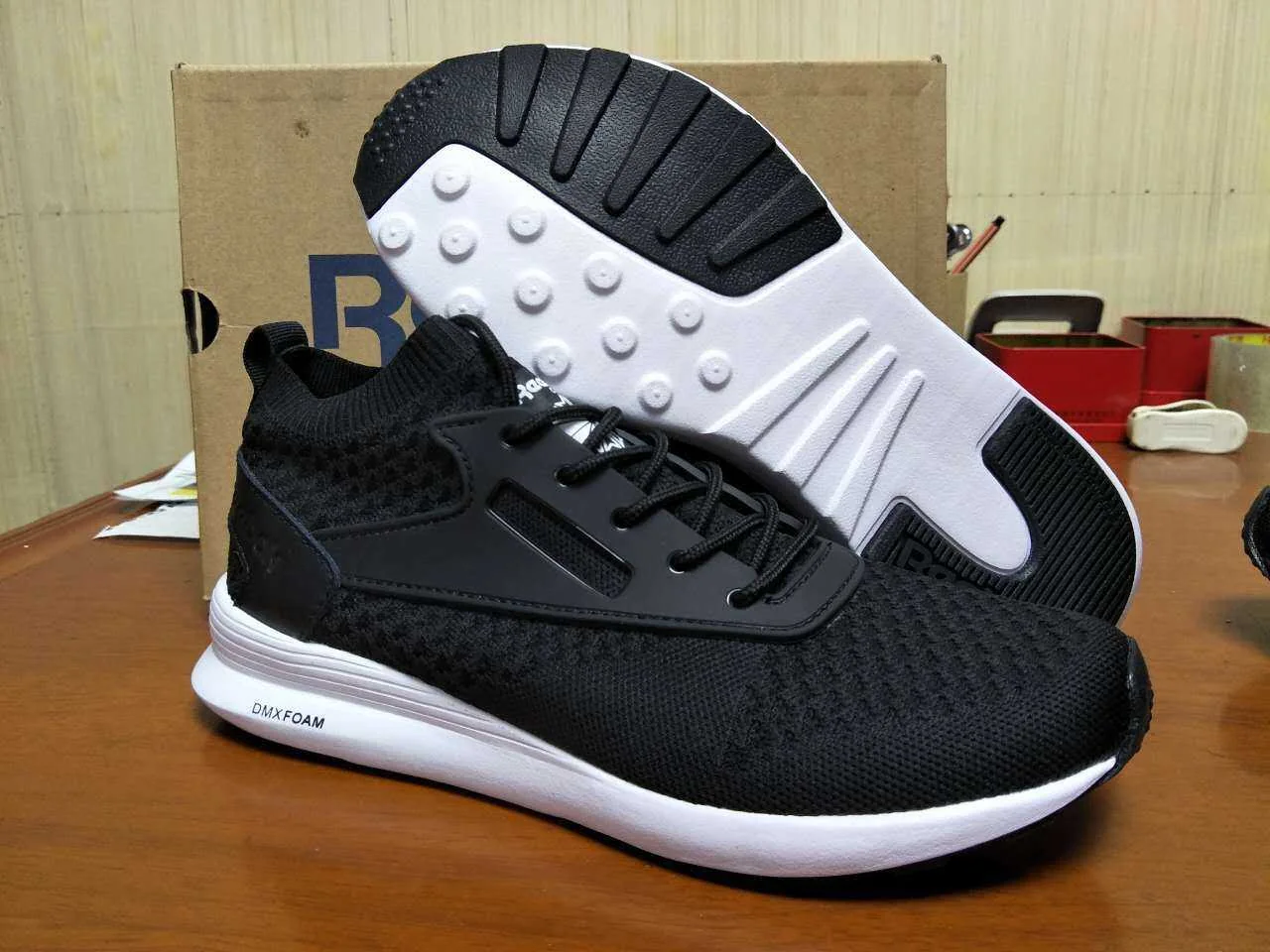 Reebok Zoku Runner ULTK — Black / White — supplied view