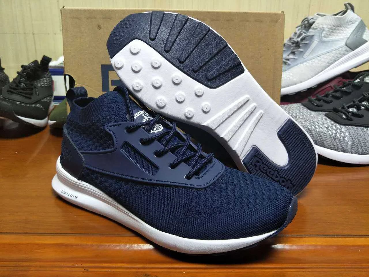 Reebok Zoku Runner ULTK — Navy — supplied view