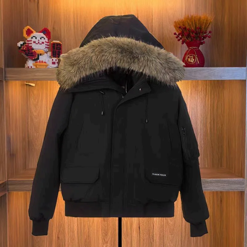 Canada Goose Chilliwack Bomber — Black — supplied view