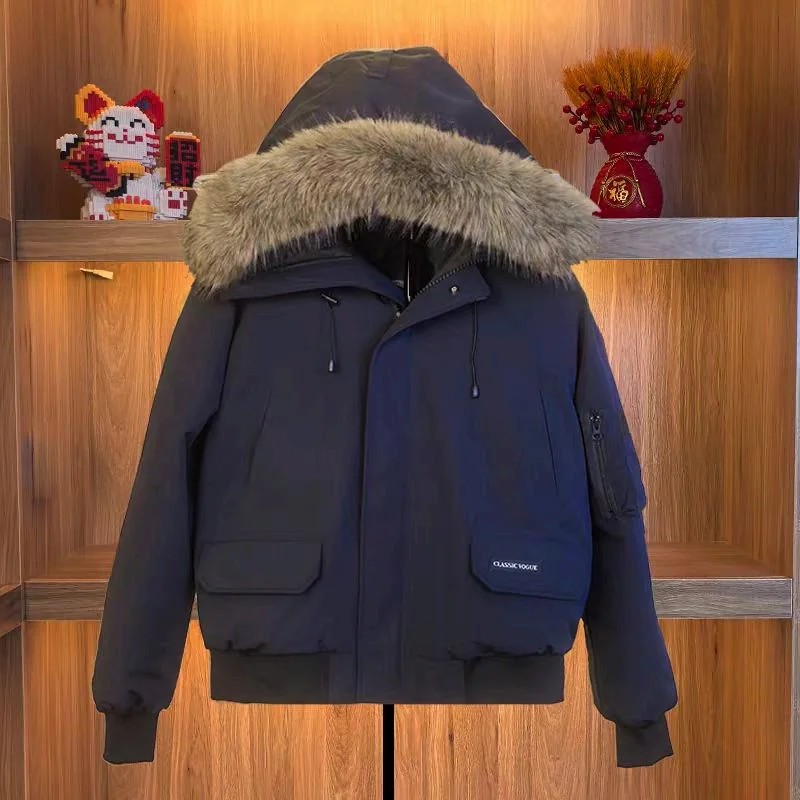 Canada Goose Chilliwack Bomber — Navy — supplied view