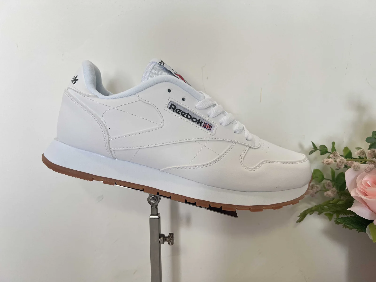 Reebok Classic Leather — White — supplied view