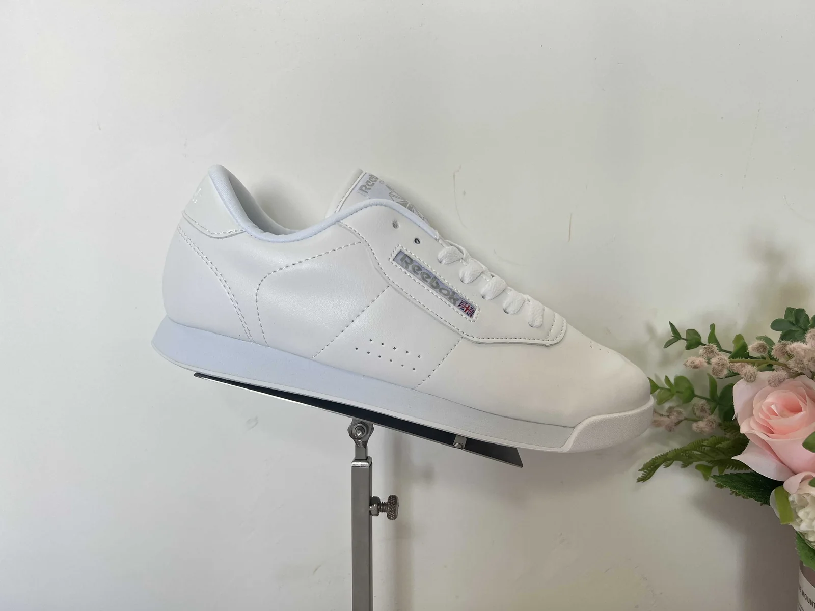 Reebok Princess — White — supplied view