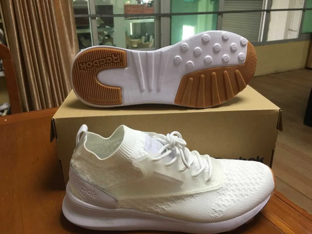Reebok Zoku Runner ULTK — White — supplied view